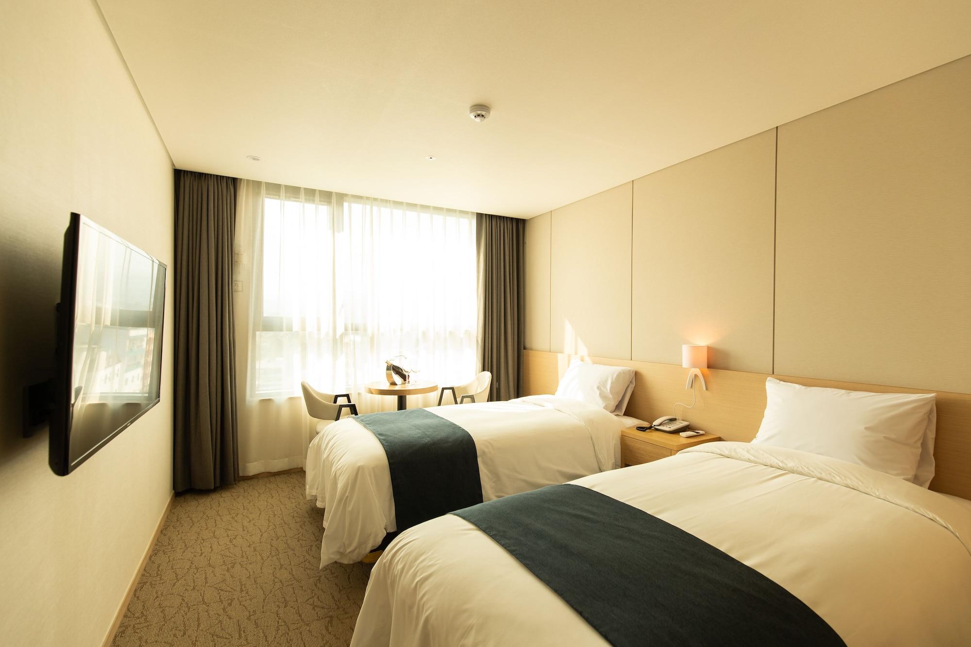 Hotel Winstory Seogwipo Exterior photo