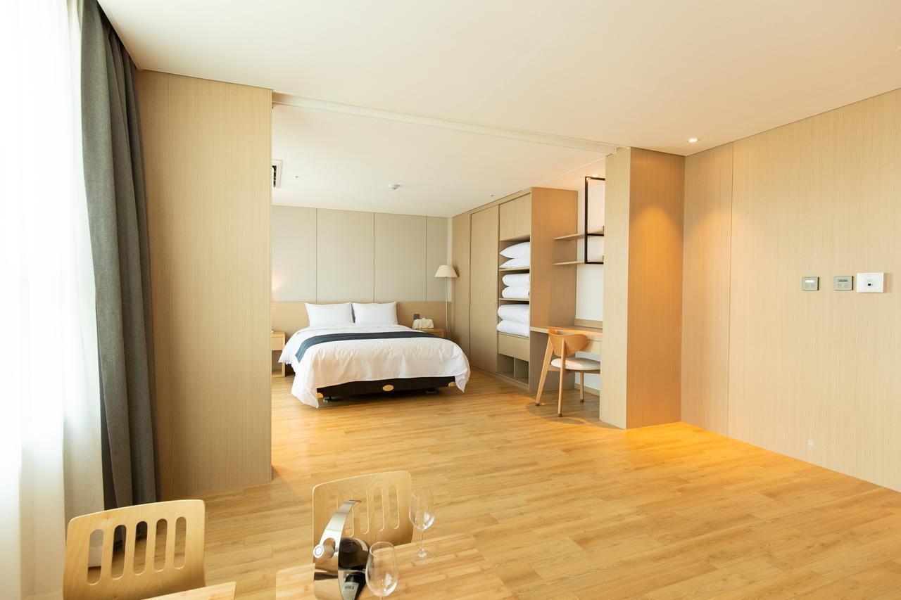 Hotel Winstory Seogwipo Exterior photo
